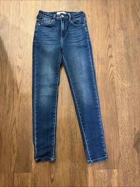 KanCan Women's Skinny Jeans in Medium Blue Wash